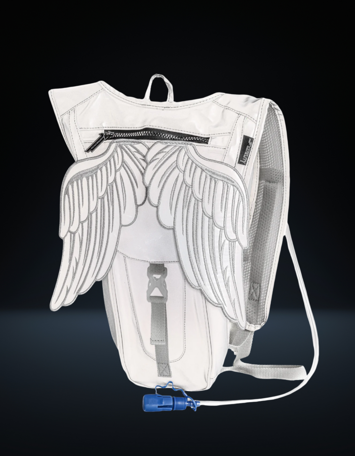 Wings Silver Hydration Pack