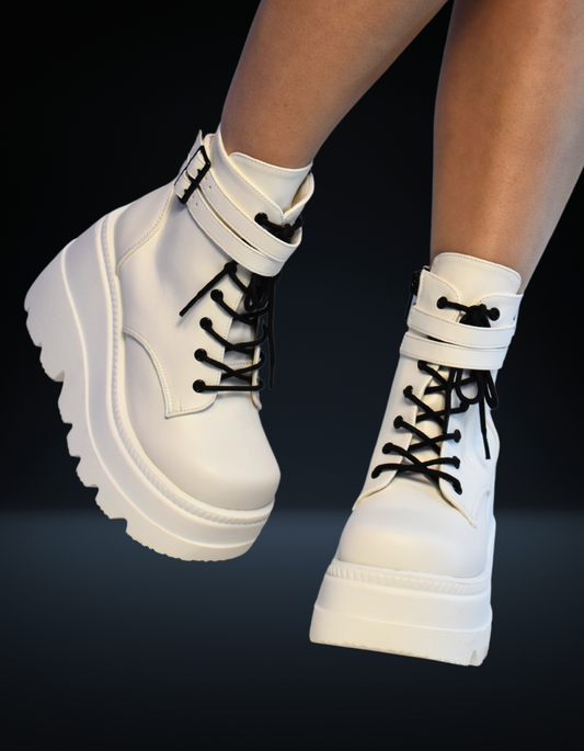 Demonia White Shakers Platform